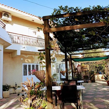 Mersinia Apartment Айя Напа Екстериор снимка