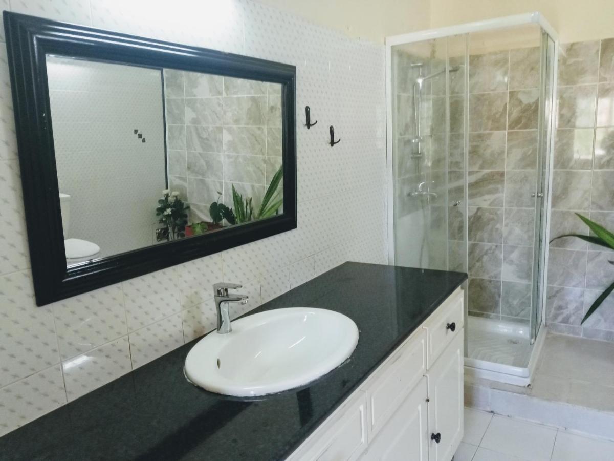 Mersinia Apartment Айя Напа Стая снимка